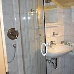 Bischof شقة *