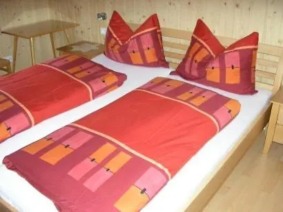 Bischof Apartament *