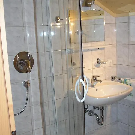 Bischof Apartament *